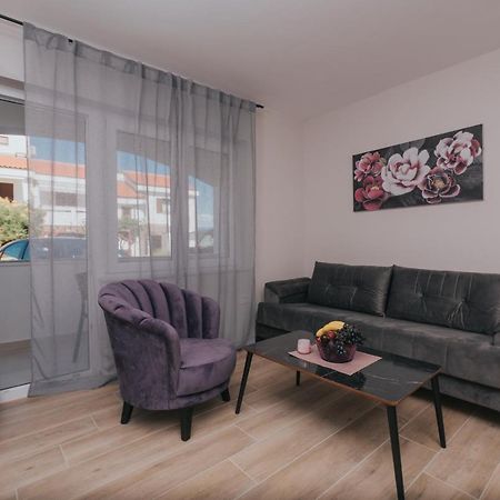 Apartments Virgine Maria I บัชกา ภายนอก รูปภาพ