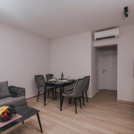 Apartments Virgine Maria I บัชกา ภายนอก รูปภาพ