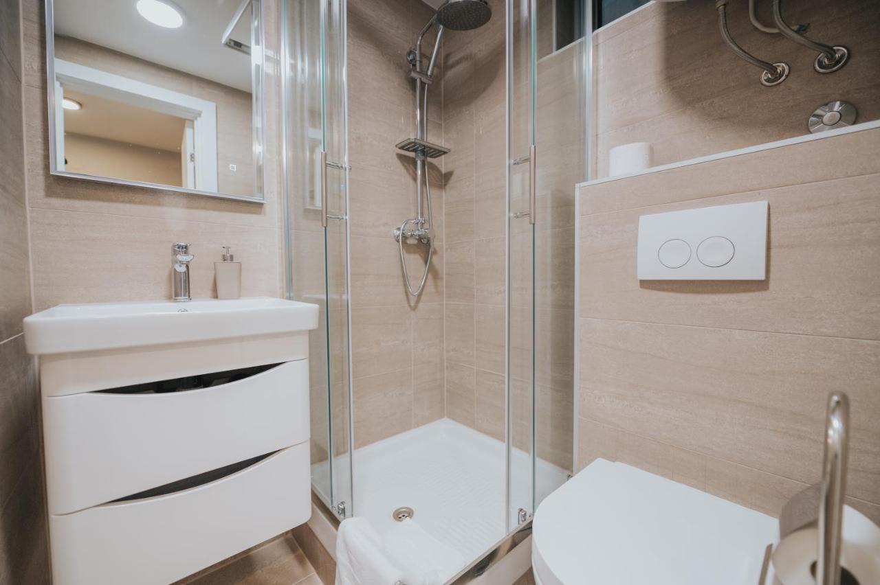 Apartments Virgine Maria I บัชกา ภายนอก รูปภาพ