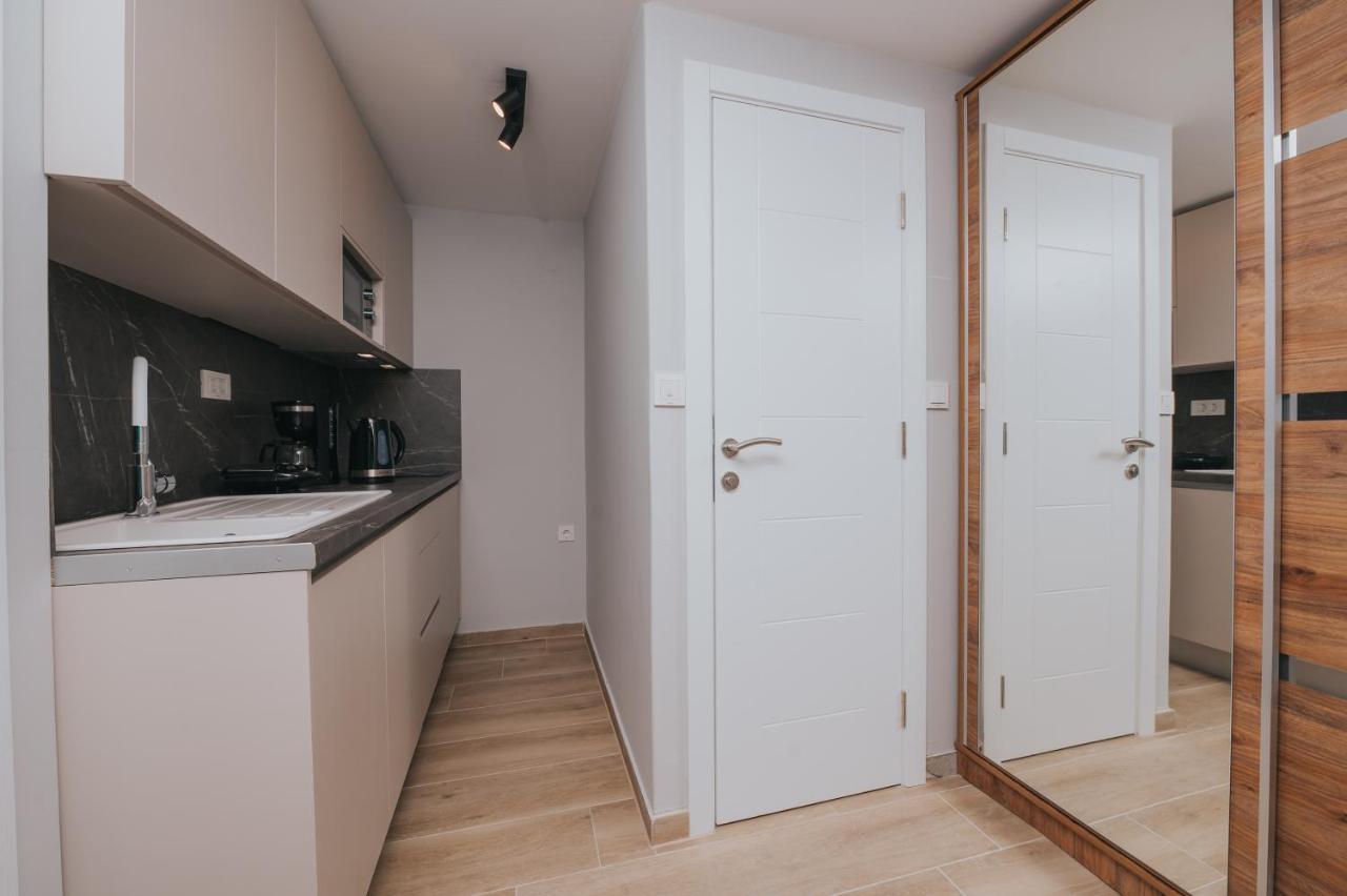 Apartments Virgine Maria I บัชกา ภายนอก รูปภาพ