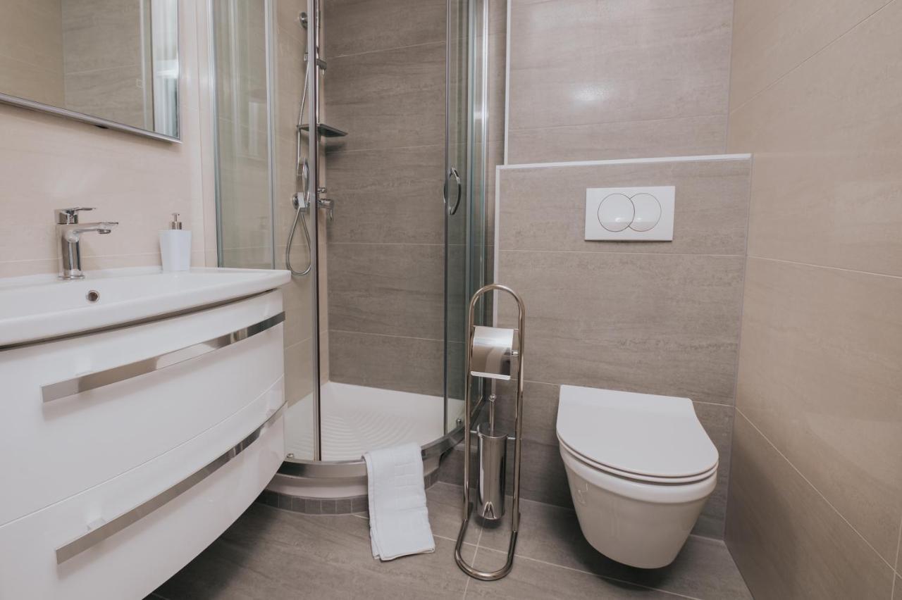 Apartments Virgine Maria I บัชกา ภายนอก รูปภาพ